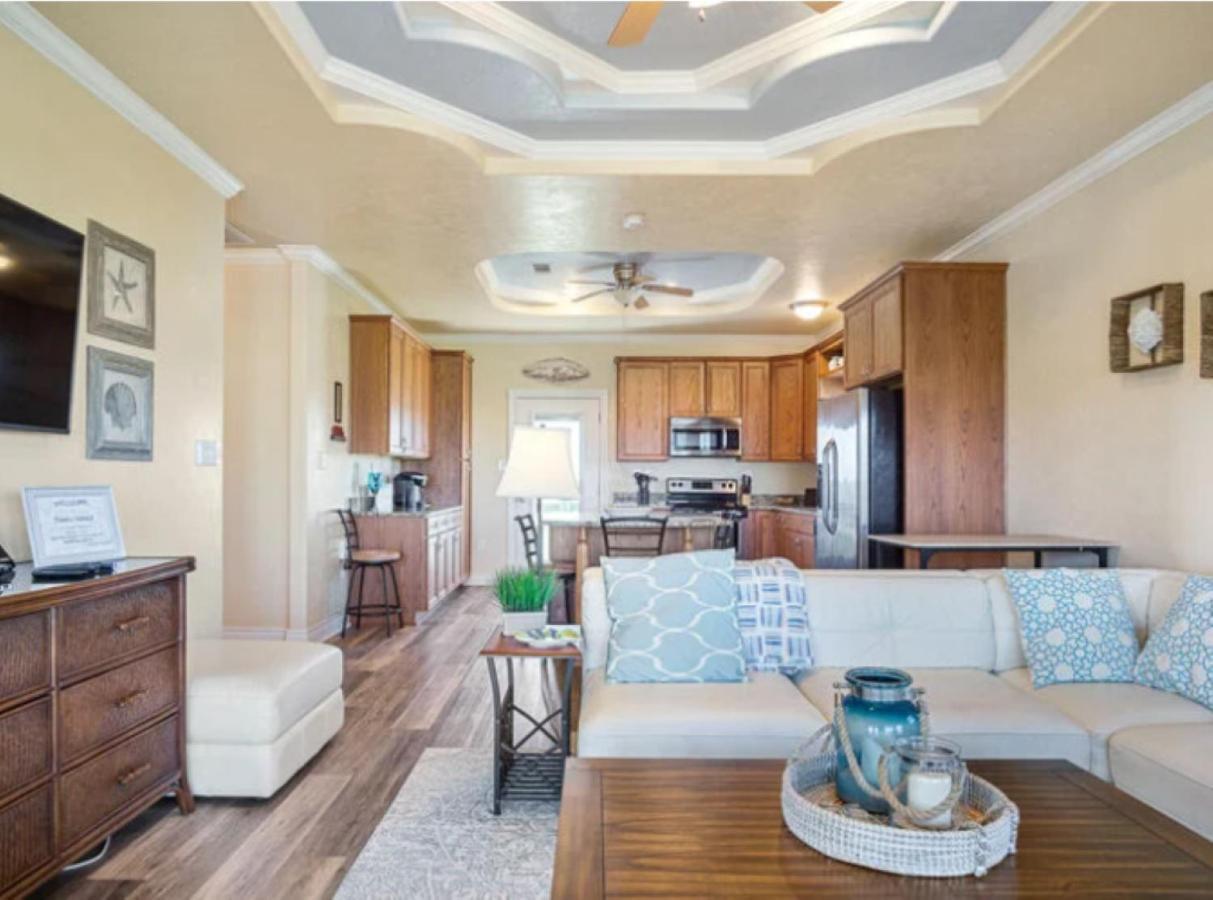 Fancy Nancy 2 Min Walk To Beach, Lyft, Pet-Friendly Bolivar Peninsula Eksteriør billede